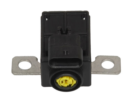 062ADAPTS Audi A4LA5A6Q5 Touareg Tiguan L pil koruyucusu pil aşırı yük koruması güç kesme düğmesi