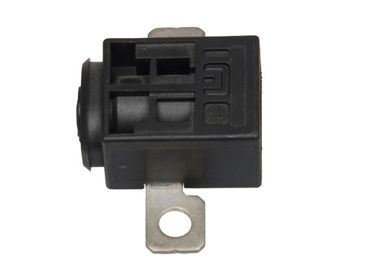 063ADAPTS Audi A4LB9A6Q5 Touareg Akü Koruyucusu Akü Aşırı Şarj Koruyucusu Güç Kapatma anahtarı